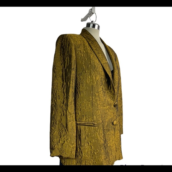 Olsen Collection,Gold silk Fabric Material,Size M - Picture 6 of 11